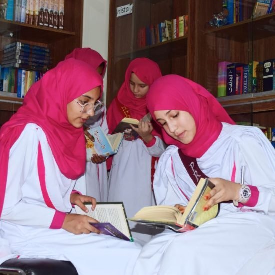 Iqbal Complex (Girls High School) dsc 0562